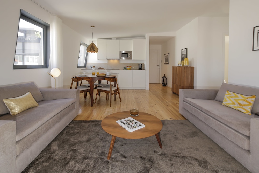 Santa Catarina Superior Apartments by linc