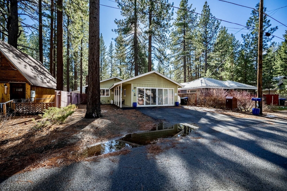 846 Stanford 3 Bedroom Home