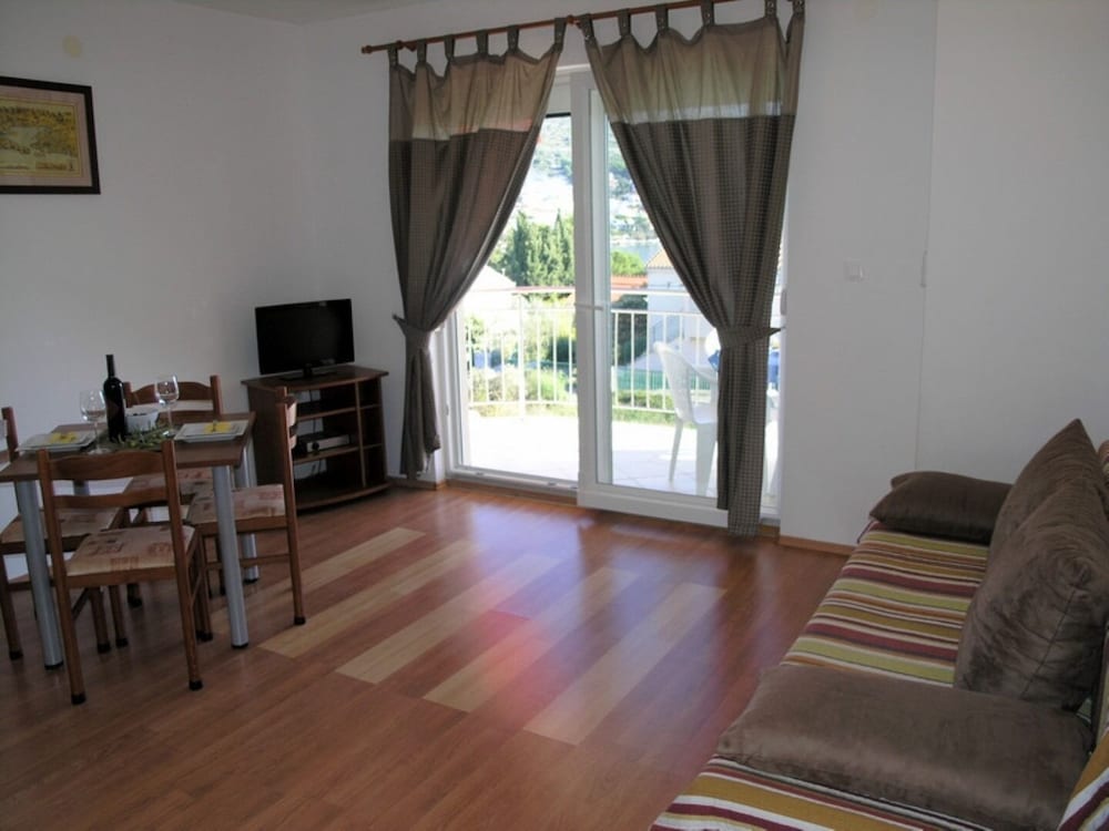 Aurelius - Relaxing With Gorgeous View - A2 Marin view 2
