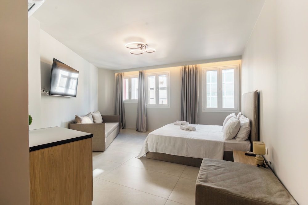 Noima Luxury Suites