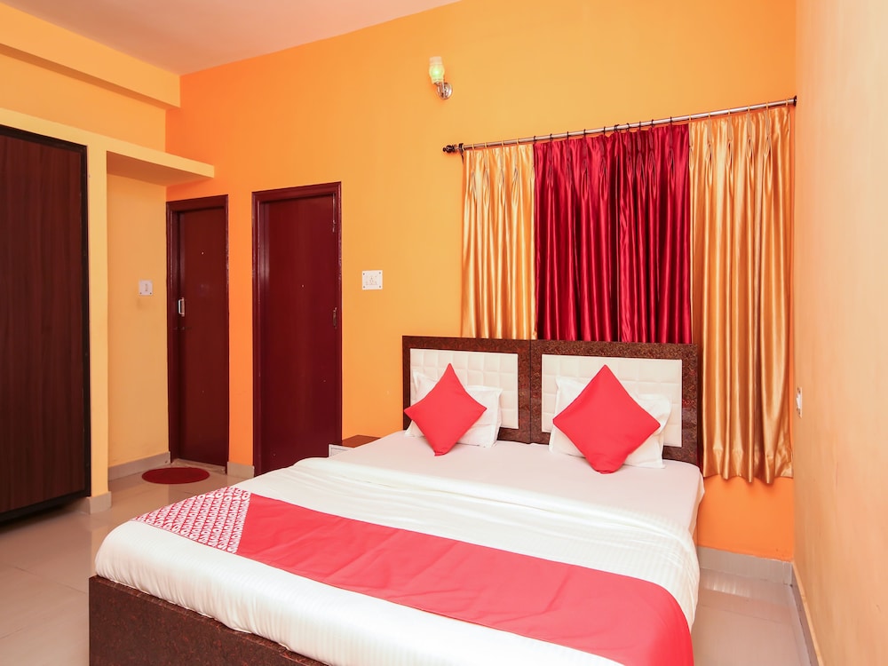 OYO Flagship 13524 Swapan Guest House