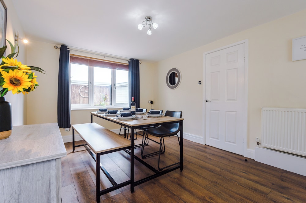 3 Hill Farm Cottages