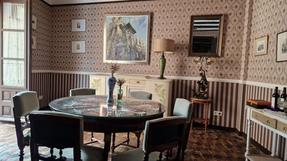 Casa palaciega Doña Leocadia