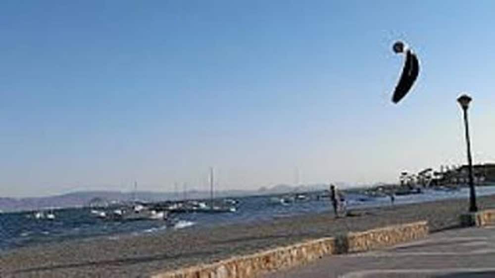 Cozy Seaside Apartment in Los Alcazares