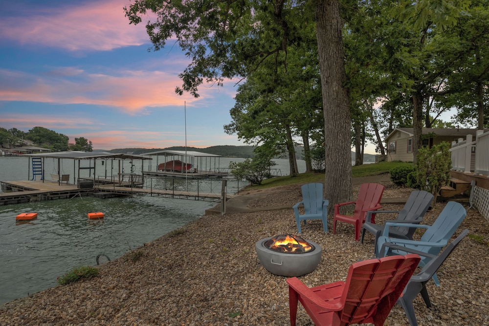 Boat Slip, Fishing, Lake Views, Main Channel