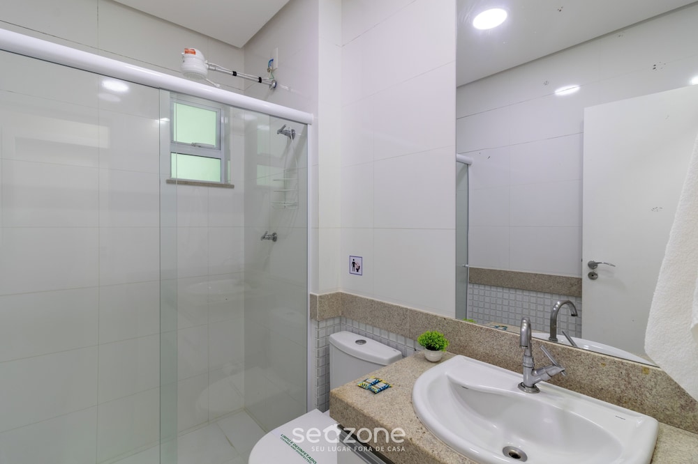 Beaut apt in Praia do Forte, 700m From sea Rbm207