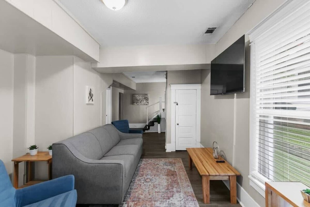 29th Street Ensley Heights Hideaway 1