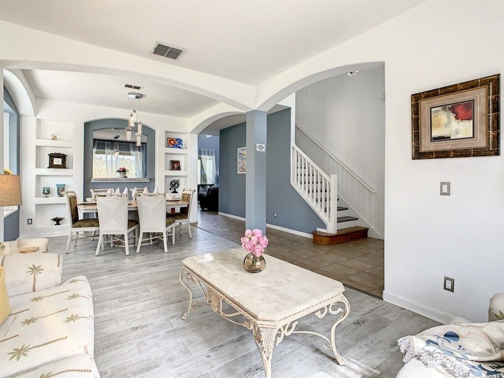 Elegant Emerald Island Getaway Pool, Spa & Games Close To Disney! 7 Bedroom Villa