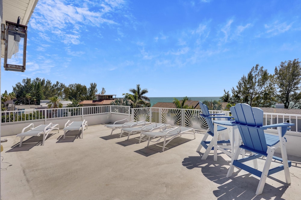 Sunset Point Beach House