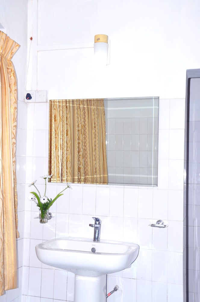 Chelthnam Bungalow