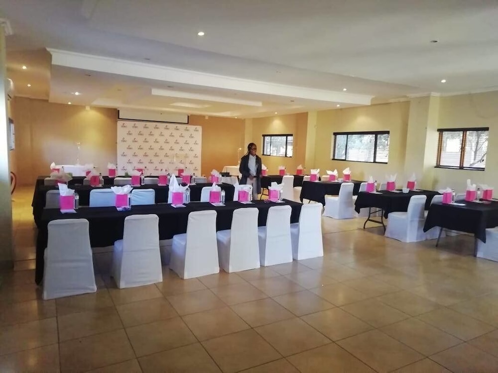 meeting & event spaces