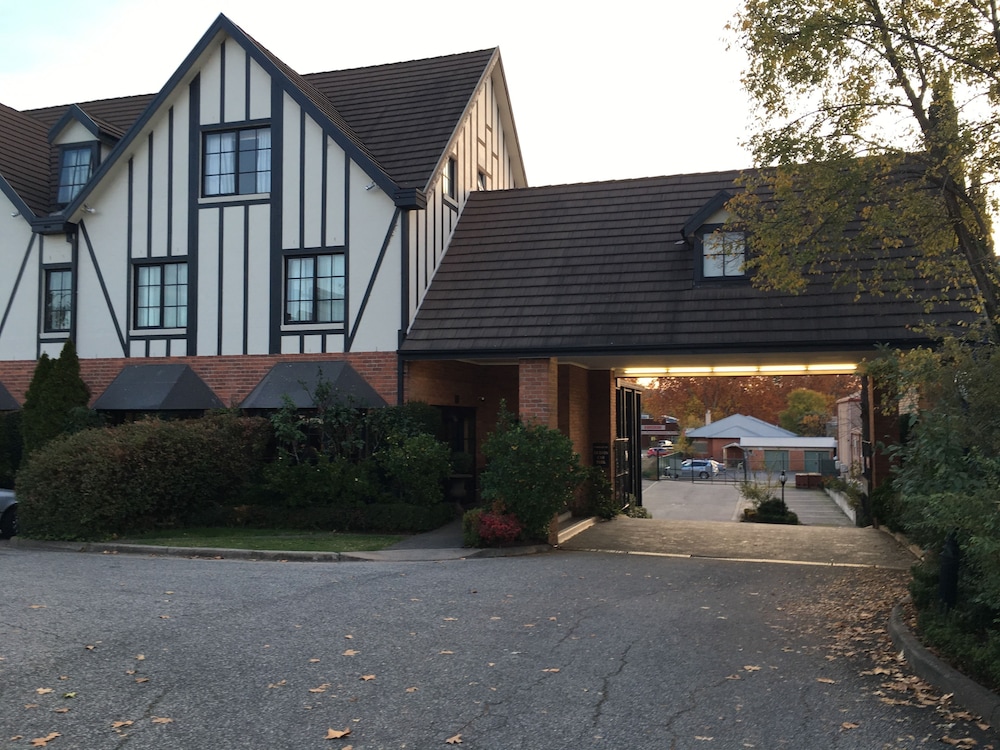 Hotel Albury Manor House