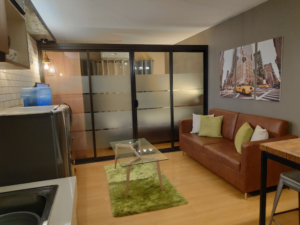1BR Unit For Rent One Oasis Condominium