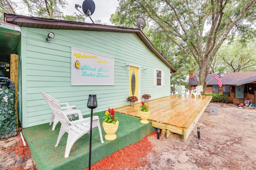 Lakefront Keystone Heights Home w/ Boat Ramp!