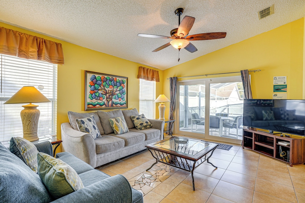 9 Mi to Walt Disney World: Family Home w/ Pool!