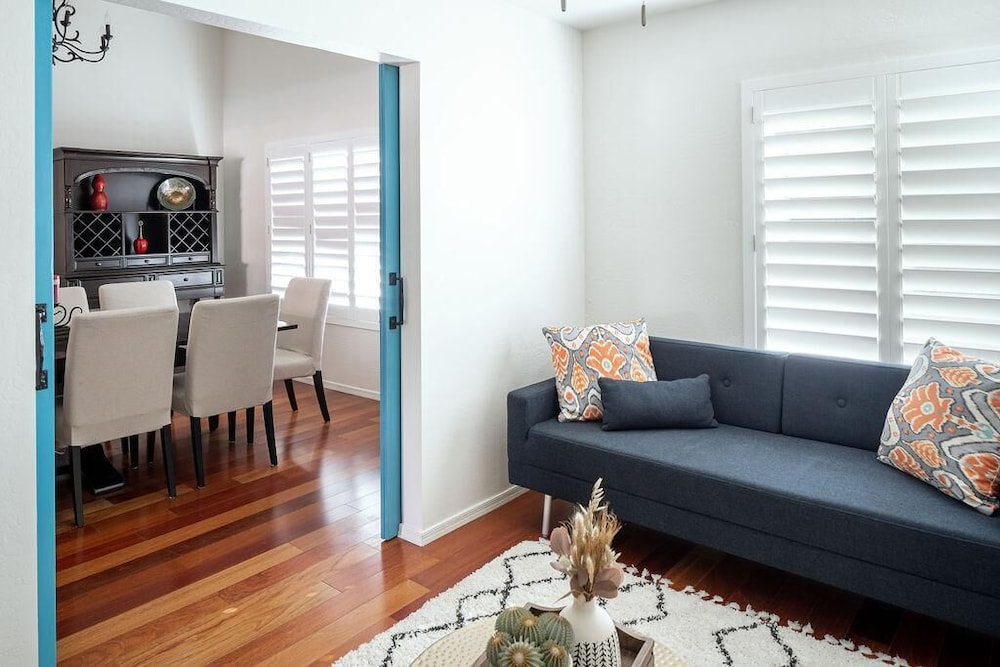 Redfield - Colorful Ranch Home - Must Visit, 사진 14