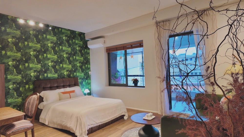 1 BR Nguyen Hue Walking St Bitexco