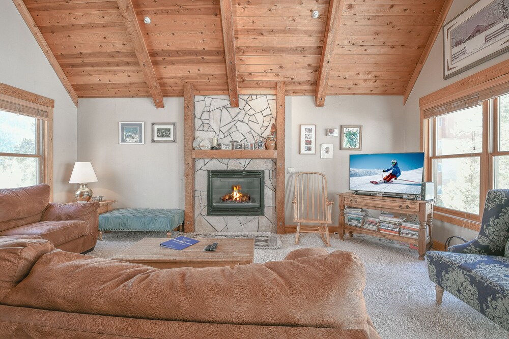 Cabin in the Pines 11 by SummitCove Vacation Lodging