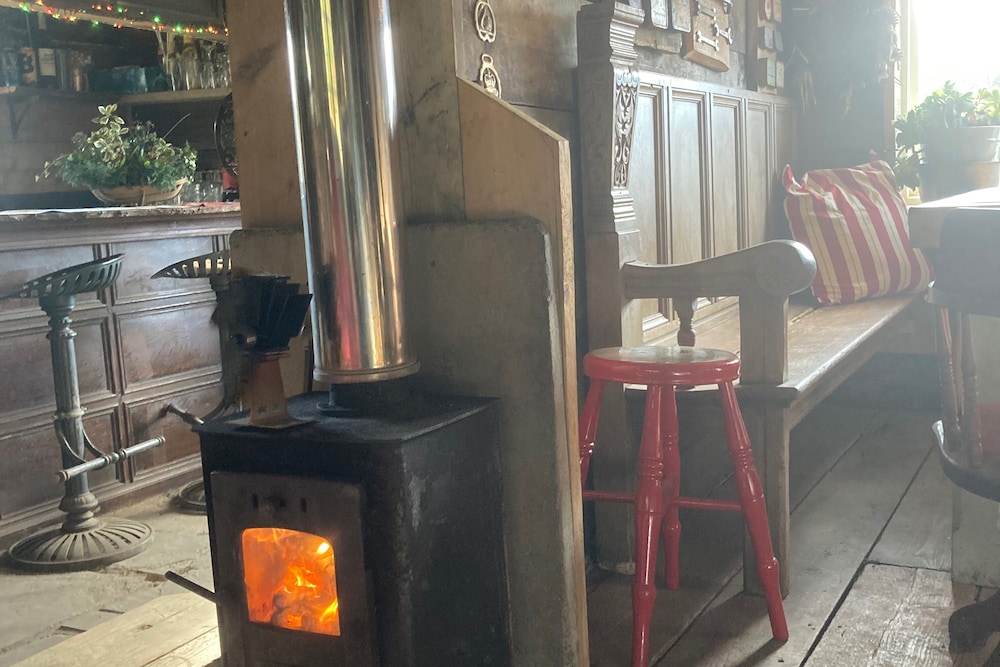 2 Guests - Pet Friendly - Traditional Gypsy Vardo