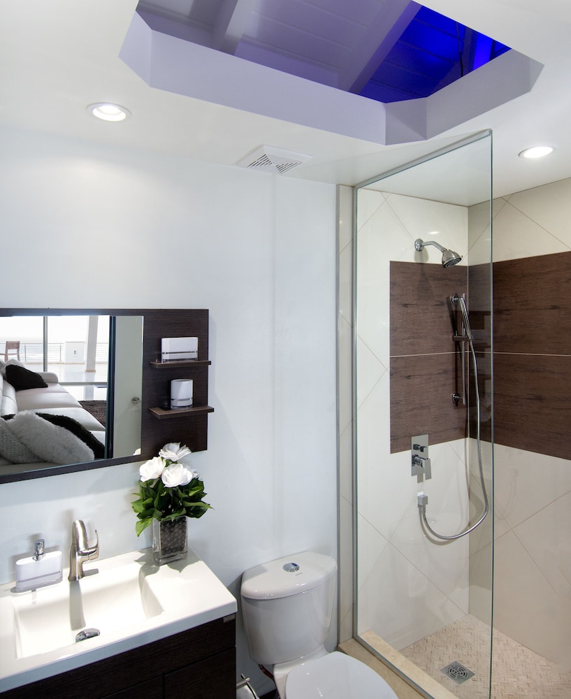 Paradiso by Island Properties Online