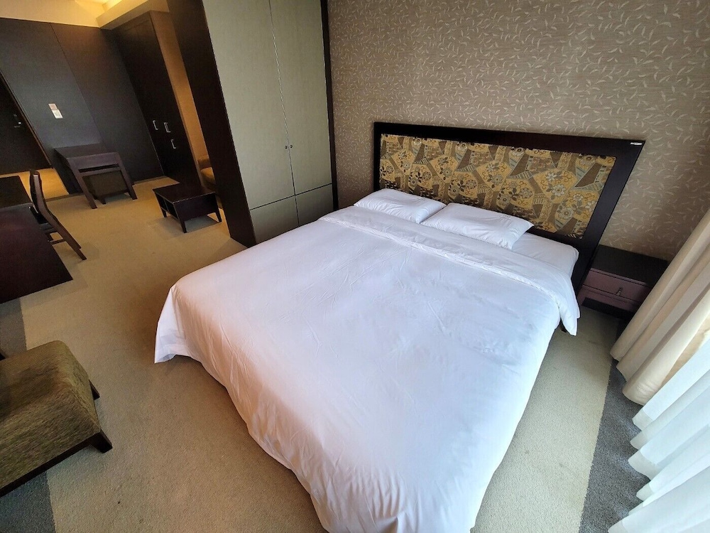 W Residence Hotel Centum City 8