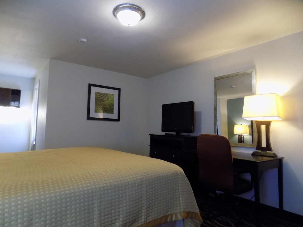 Tucumcari Vacations - Budget Inn - Property Image 3