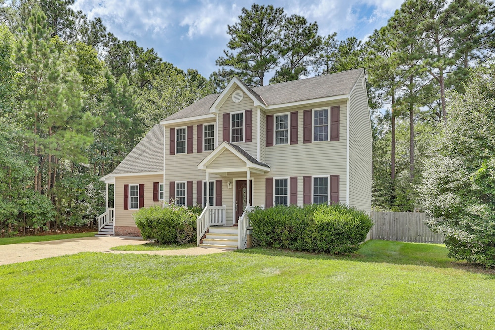 Classic Colonial Home w/ Private Yard in Richmond!