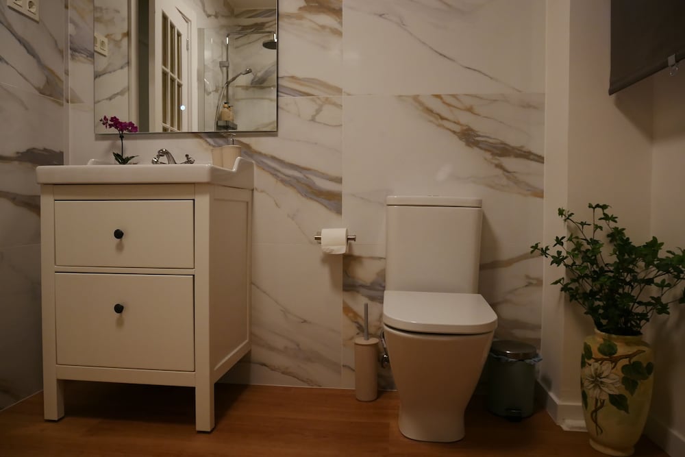 KH Lezama Suites