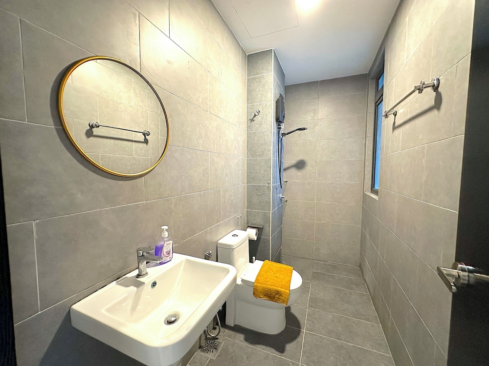 Neu Suites By Serenity Vacation Homes