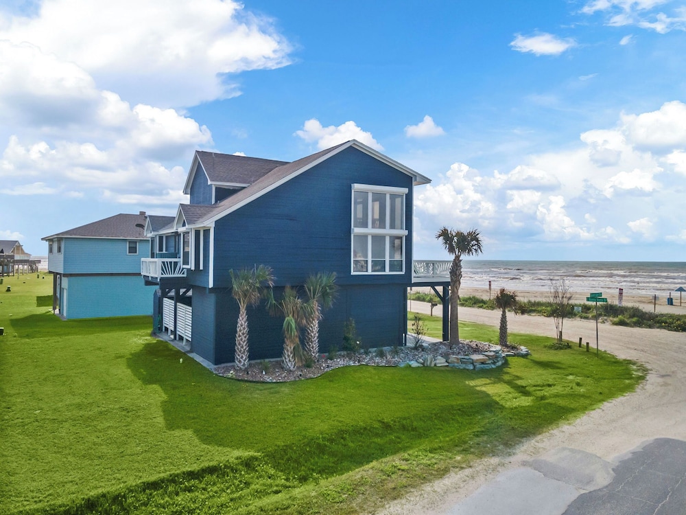 Ocean View by Ryson Vacation Rentals