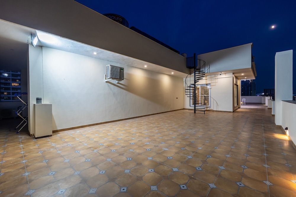FabHotel Exotica Avenue Apartments