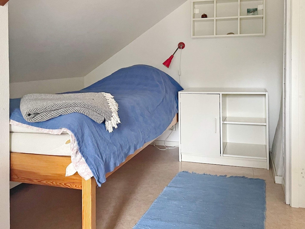 6 Person Holiday Home in Ulricehamn view 3