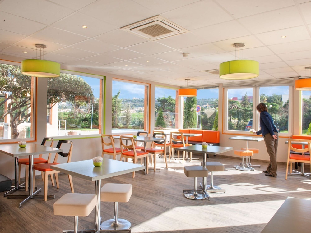 Vitrolles Vacations - ibis budget Airport Marseille Provence - Property Image 9