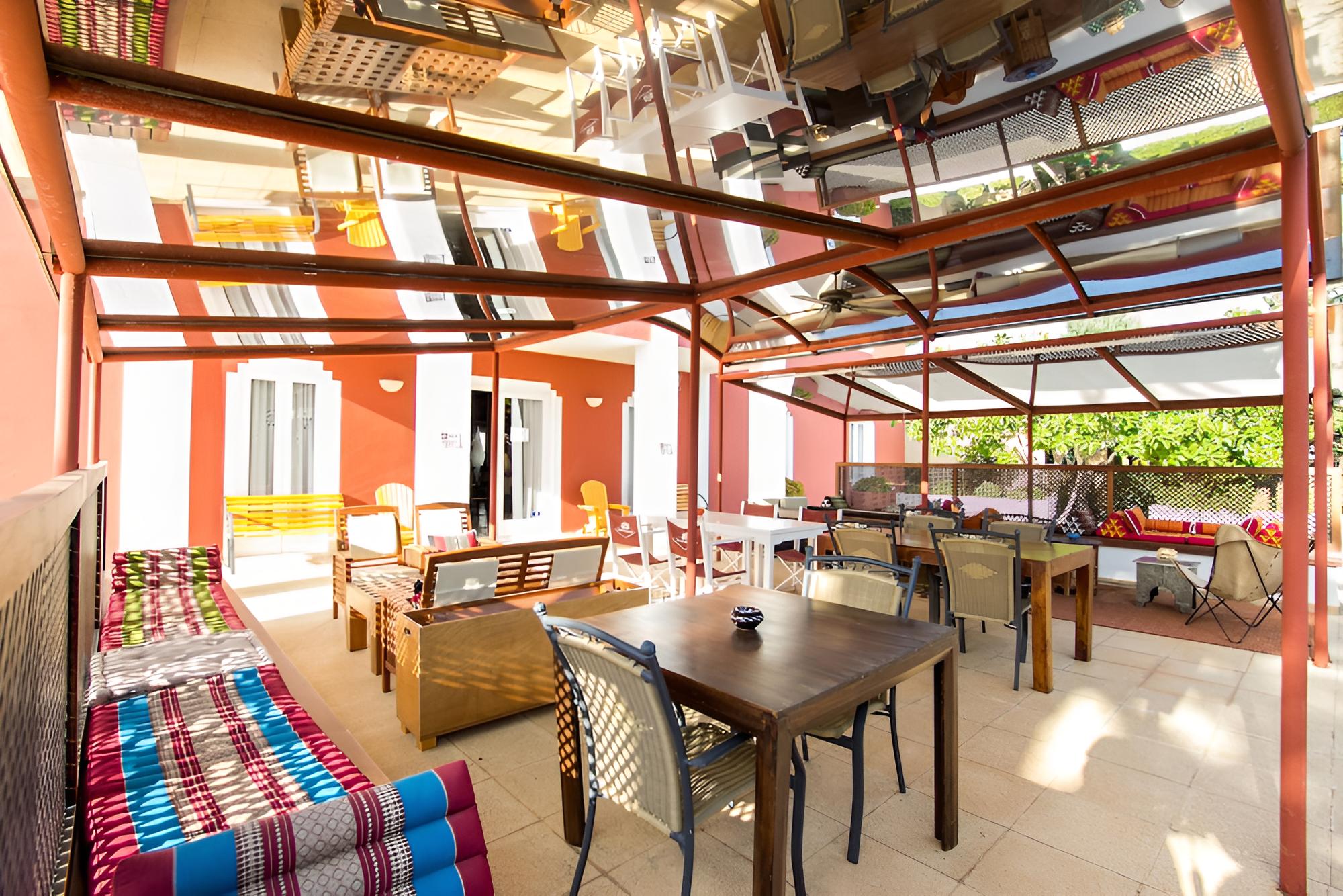Pueblo Menorquin Apartamentos