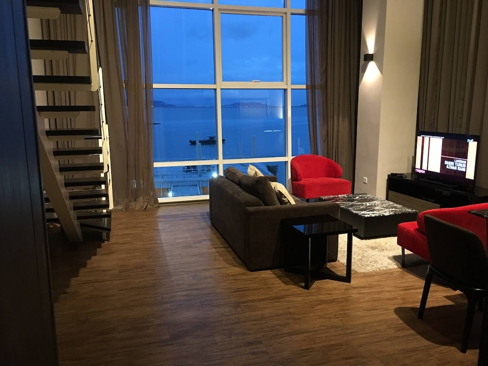 Urbano Luxury Homestay