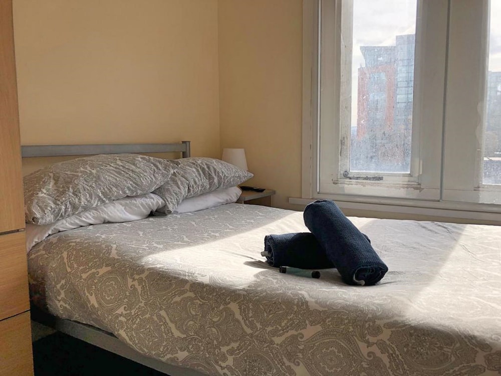 Harley Rooms - 248 West Street view 2