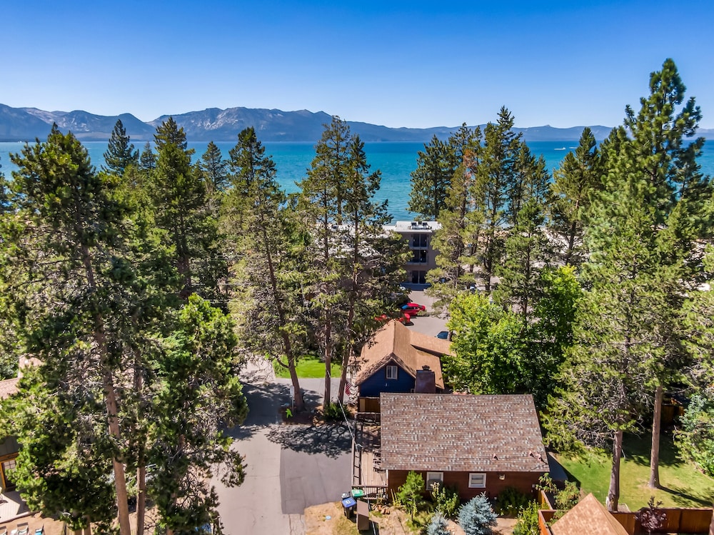851h Tahoe Classic Cabin Near The Beach 2 Bedroom Cabin