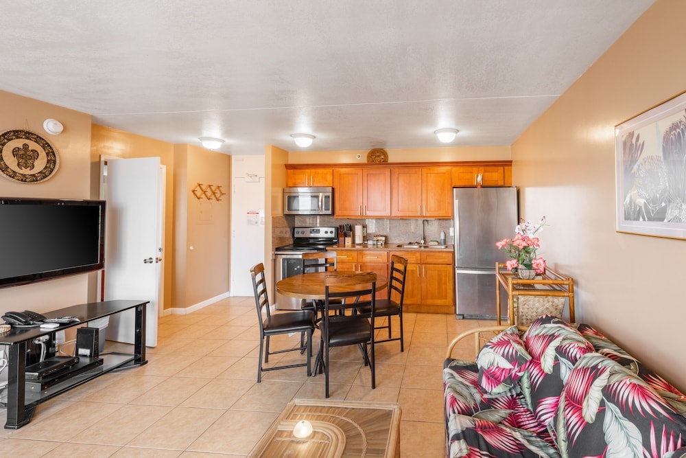Waikiki Banyan Condo Located One Block From Waikiki Beach! by Koko Resort Vacation Rentals