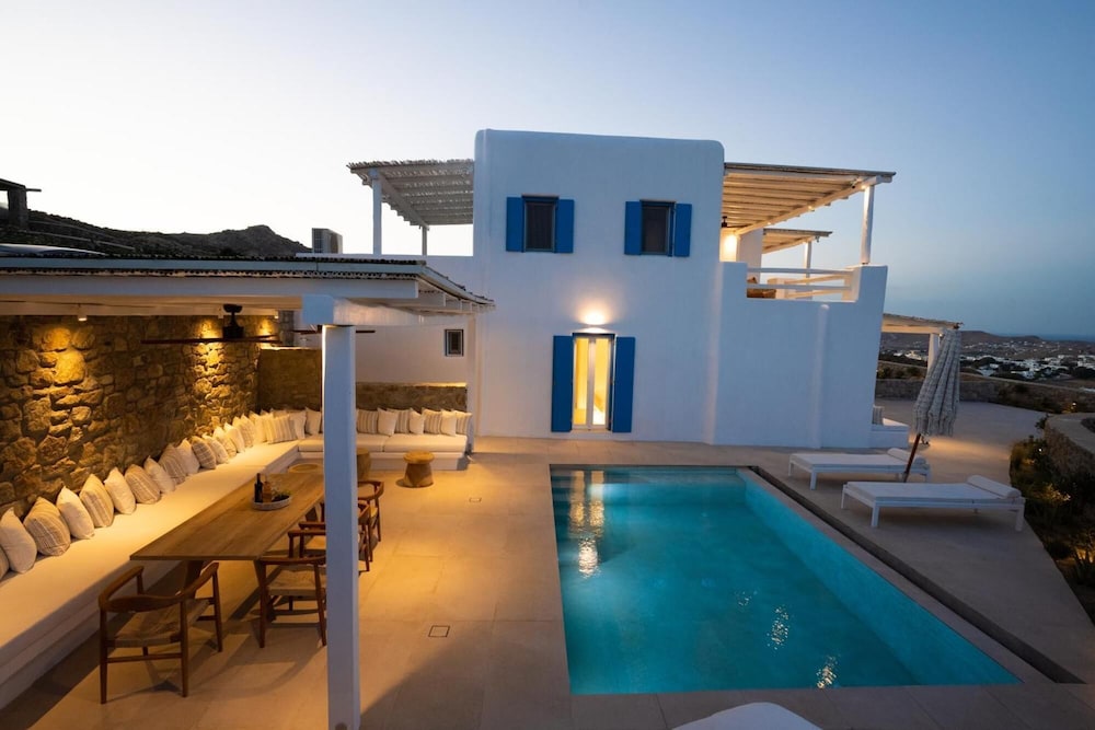 Sunrise Villa Sea View Private Pools