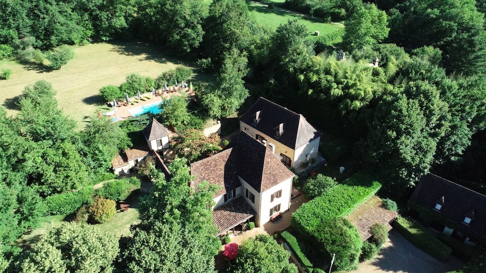 Le Noyer Residence - Property Image 109