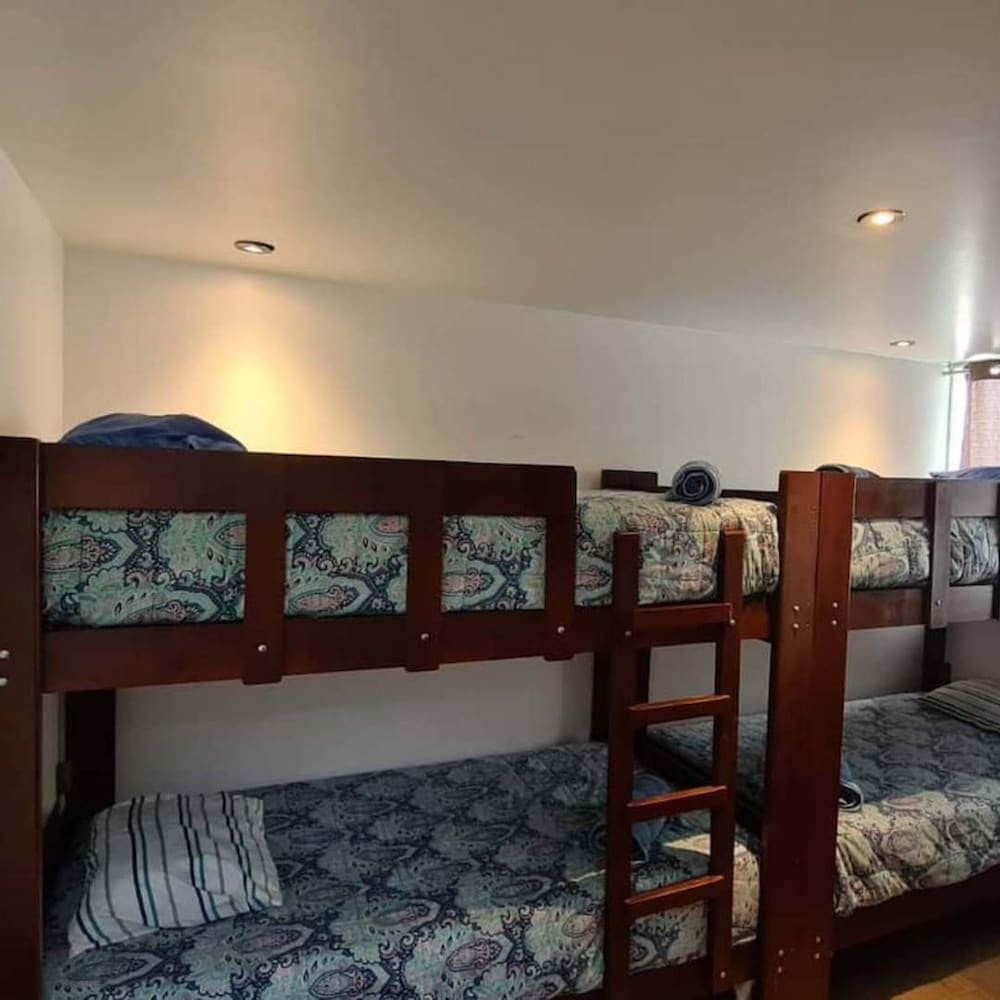 HOP Cairo in Ica With 2 Bedrooms and 1 Bathrooms