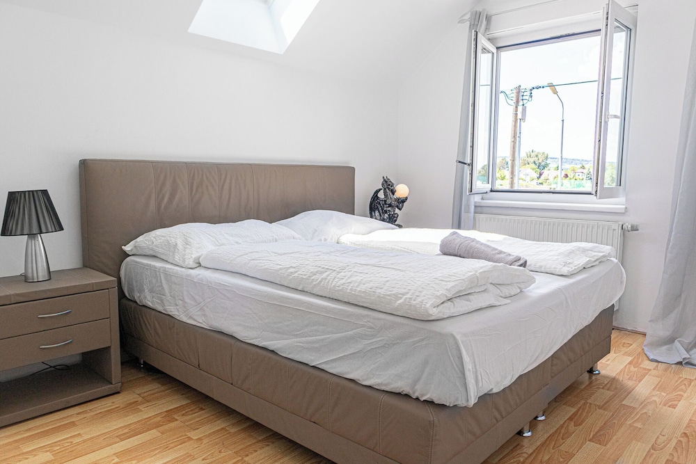 Luxury Garden Villa Sleeps 16 Guests