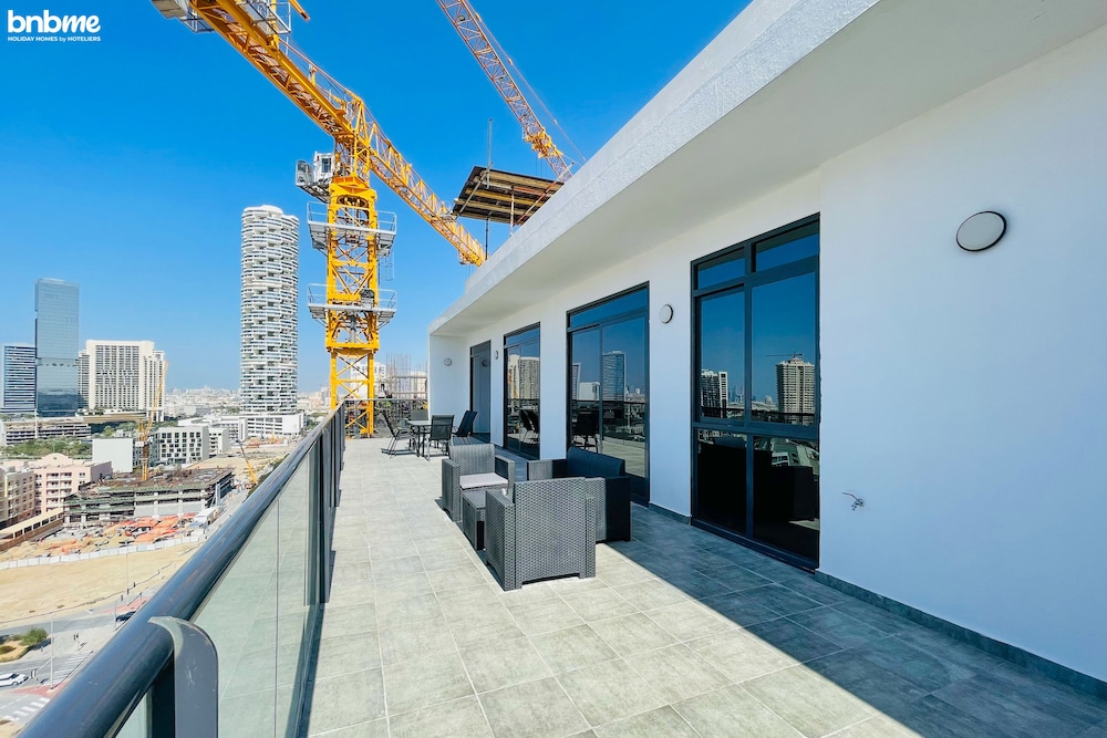 Lucky Residence - 1002 by bnbme homes