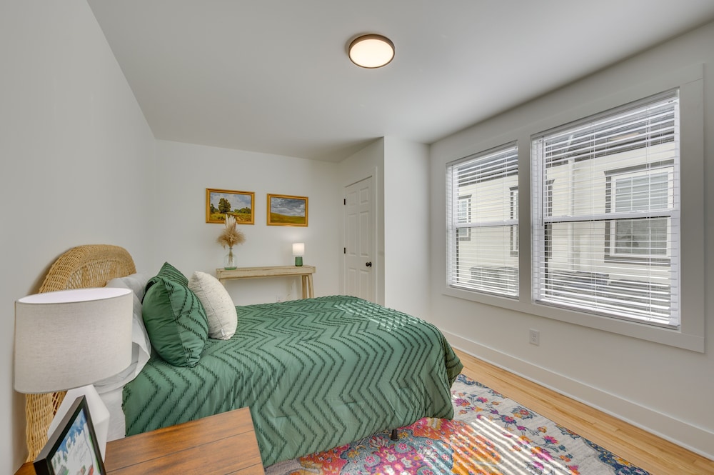 Walkable Milledgeville Cottage Near Andalusia Farm
