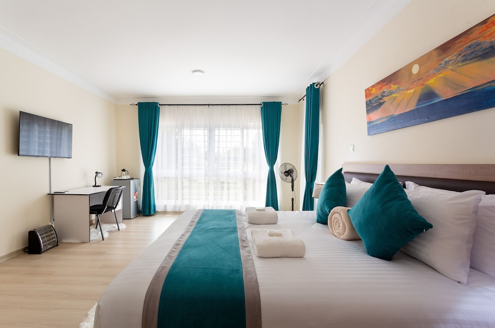Casa Misa Westlands view 3