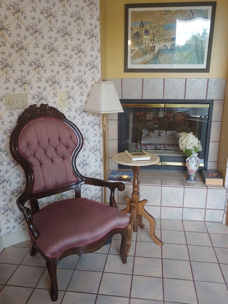 Innisfree Boutique Inn By-The-Lake