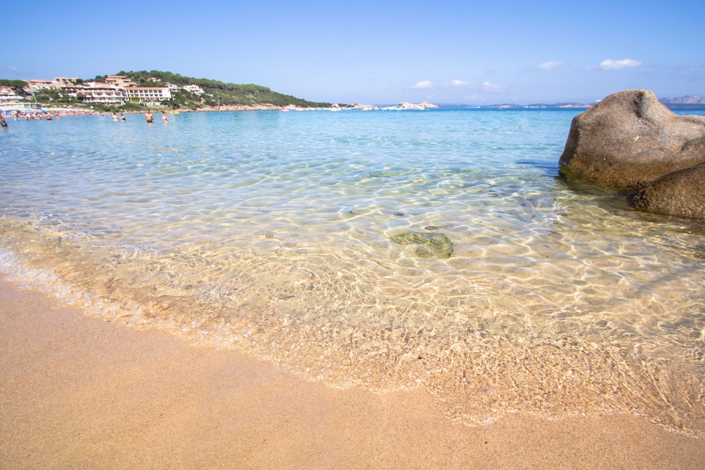 Arzachena Vacations - Elegant Residence Ea Bianca 2 Bedroom Sleeps 6 N0715n - Property Image 1