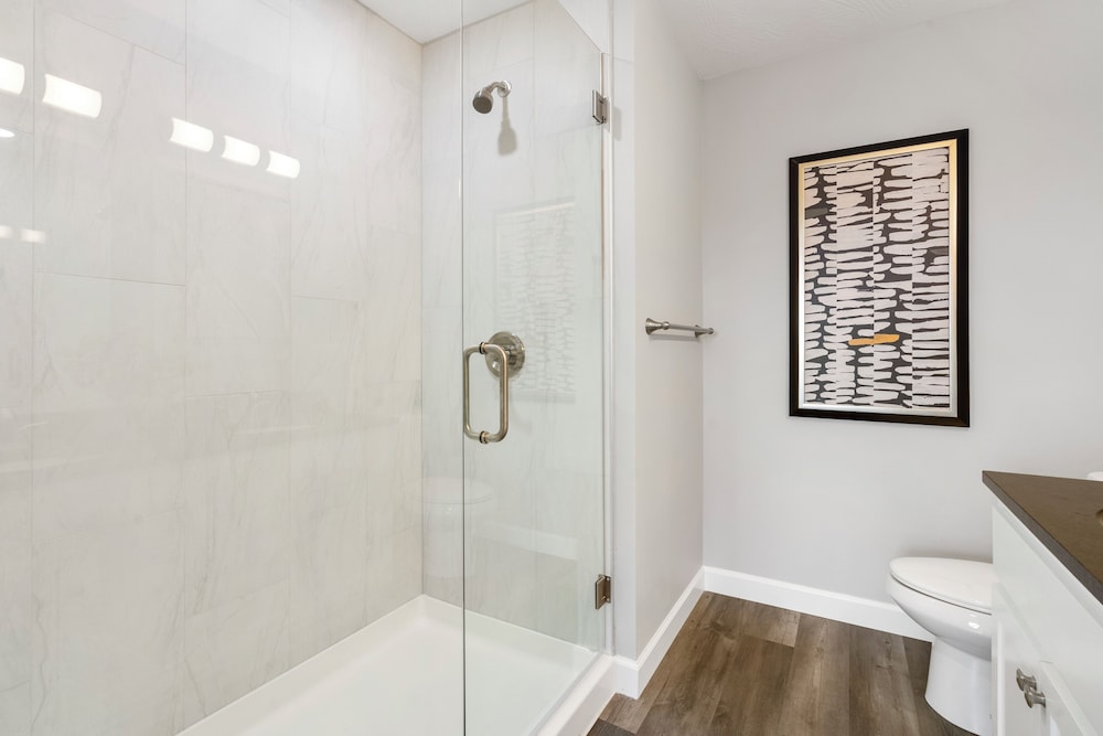Earl Grey Escape - Chic 3 Bdr!