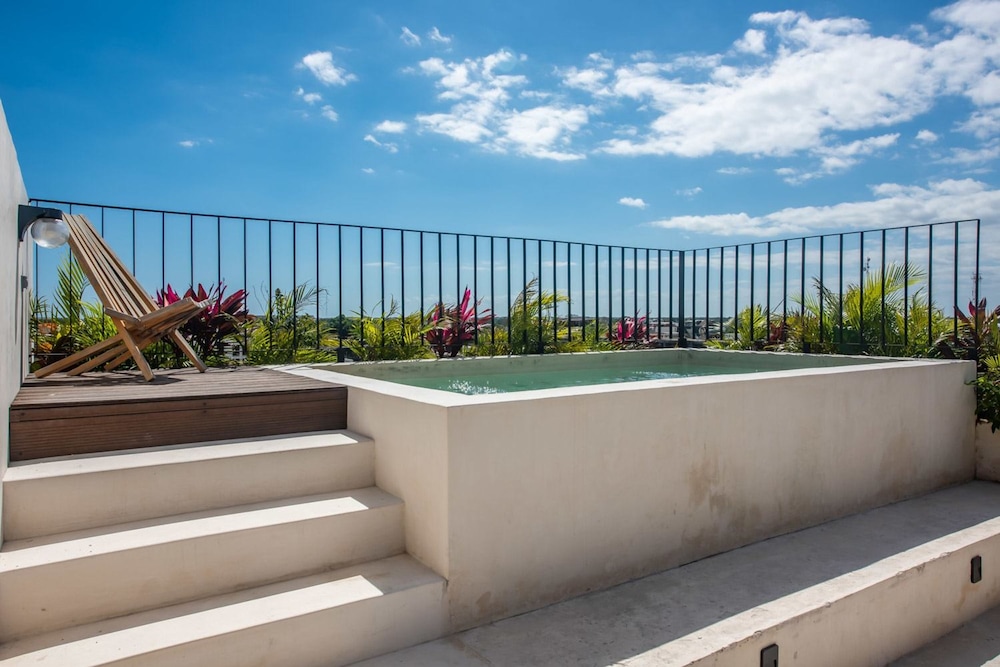 Cute Bright Centric Apartment in Tulum Centro