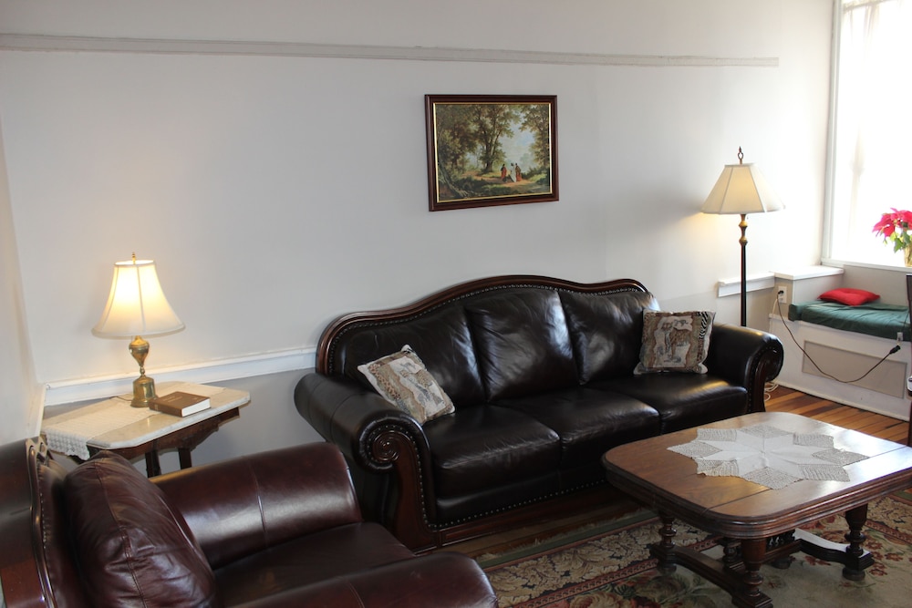 The Casselman Inn